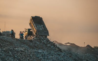 Despeja tu Espacio con Contenedores para Escombros